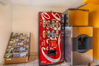 Red Roof Inn Erie – I-90 - 3