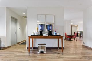 Allentown Park Hotel by The Red Collection - Allentown - 1