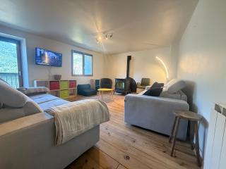 L' Altitude Billard Proche Stations Cols - 4