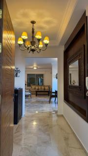 Cozy & Spacious 3 En-Suite Bedroom Apartment - 7