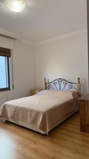 Cozy & Spacious 3 En-Suite Bedroom Apartment - 6