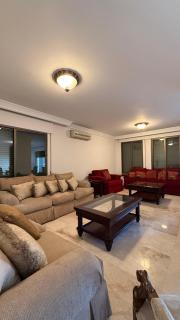 Cozy & Spacious 3 En-Suite Bedroom Apartment - 5