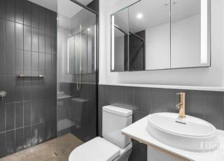 Melbourne central most popular building with magnificent facilities - Melbourne - 0