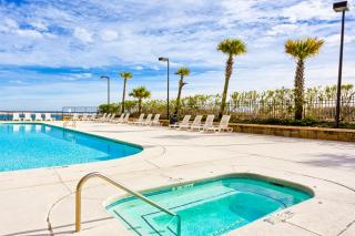 Grand Pointe 402 - 5