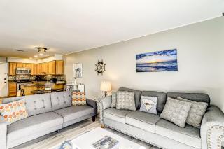 Fiddlers Cove 11J - 4
