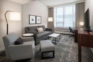 Sheraton Cavalier Saskatoon Hotel - 1