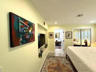 The Pines Hideaway-Your Home Away from Home - 3