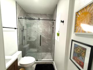 The Pines Hideaway-Your Home Away from Home - 2
