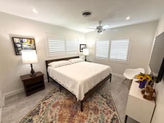 The Pines Hideaway-Your Home Away from Home - 1