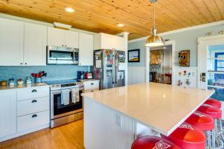 Breathtaking Views, Private Dock Hood Canal Home! - 2
