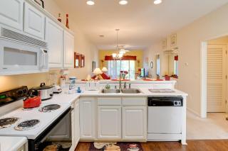 Cozy Condo with Golf Course View 4 Mi to Shore! - Myrtle Beach - 5