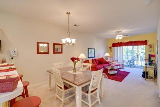 Cozy Condo with Golf Course View 4 Mi to Shore! - 4