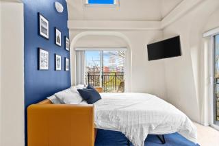Emerald City Penthouse - 4