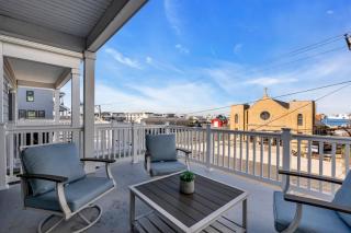 Best 4br Home Great Kitchen, Wifi, Parking For 3 - 2