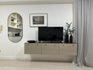 Modern City Apartment - 4