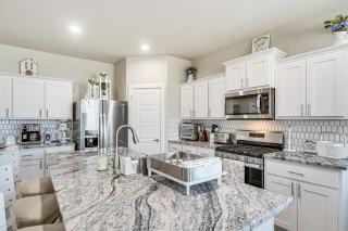 Spacious Family Home with Office in Midland-Odessa! - 8