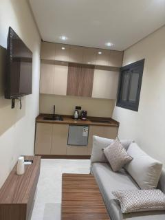 STUDIO HIGH LuX 01 - 1