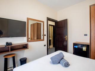 SOLA INN Hotel - 6