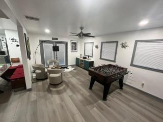 Modern waterfront Manatee Getaway - 9