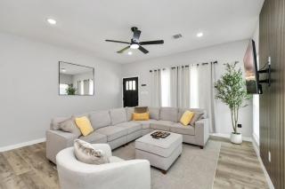 Chill House, Private and Relaxing, Hot Tub, Games - 5