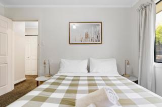 Fantail's Landing - 1