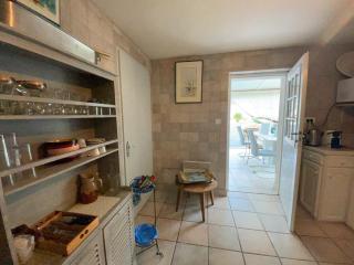 Gîte 1 à 6 personnes Rez de jardin de la villa piscine et sauna à partager Jacuzzi en option - 3