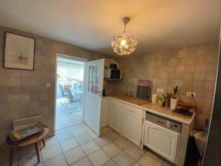 Gîte 1 à 6 personnes Rez de jardin de la villa piscine et sauna à partager Jacuzzi en option - 5