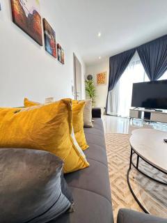 The Loxwood House Royal Suites - 5