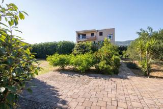 Apartments with swimming pool Kastel Stafilic, Kastela - 23473 - 3