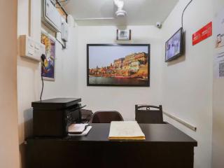 Hotel O Golden Cafe - 2
