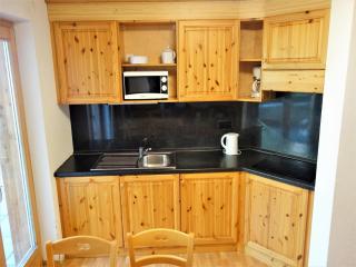 Valley view apartment with paid sauna - 4