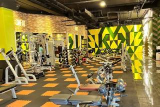 Goldcrest Mall Luxury apartments One Bedroom Suite DHA phase 4 - Lahore - 5