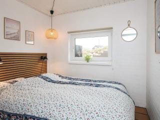 8 person holiday home in Hvide Sande - 1