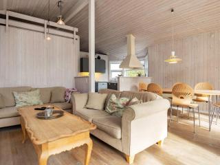 8 person holiday home in Frørup-By Traum - 4