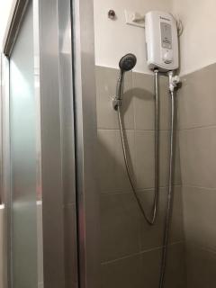 1 BR Taytay Condo WIFI Cignal Netflix Pool Patio - 4