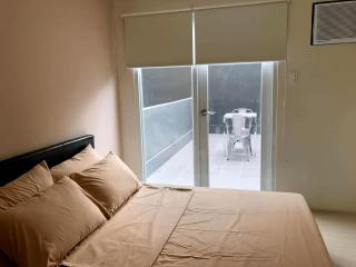 1 BR Taytay Condo WIFI Cignal Netflix Pool Patio - 2