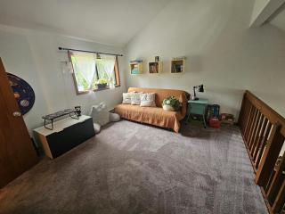 Sun-Soaked, Fun & Spacious - Heated Pool - Parking - 9
