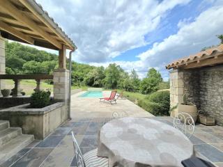 Charmant gîte en pierre avec piscine chauffée, proche Périgueux - FR-1-616-480 - 4