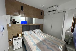 Flat no Centro com varanda, garagem e Ar Cond. - 2
