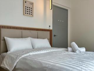 Movie Vibes 2BR4pax Creamy Zen Austin Regency by Our Stay - 6