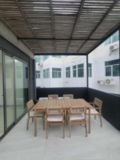 Sea View Getaway - 3