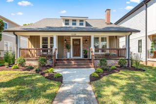 Nashville 4 Bedroom House with Hot Tub and Backyard Close to Downtown - 9