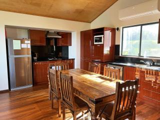 Serendeva: Stunning views, private & EV charger - 4