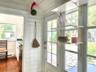 Historic 4 BR & walk to Dogfish! - 1