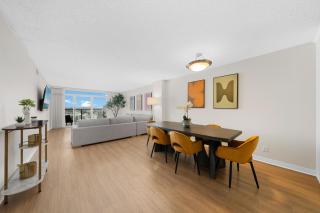 Breezy & Beautiful - 3BR Marina del Rey Getaway - 0