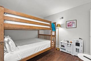 3bdr/2ba | King Beds | Game Room | Central - 3