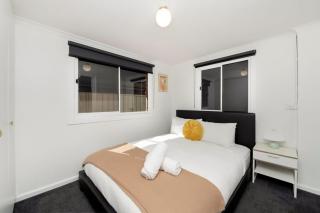 Strathdale Stay - Cozy & Pet Friendly - 3