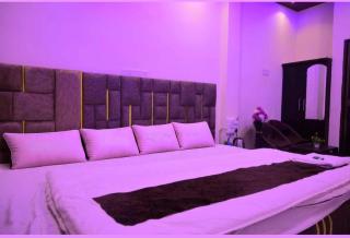 HOTEL SHRI RAGHAV JI INN guest house near Mandir Beniganj Road Ayodhya Dham - 7