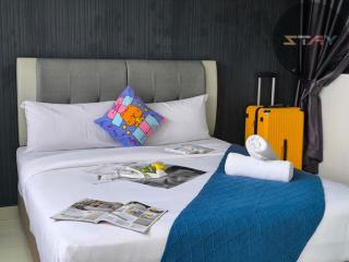 Meridin Sovo 1BR Couple Stylish Netflix BySTAY - 3