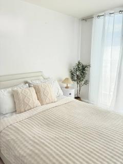 Playa Delea Minimalist Azure 1BR Pool Beach Staycation - 5